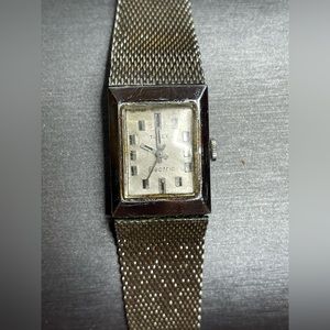 Vintage Timex Electric Watch Silver Tone.